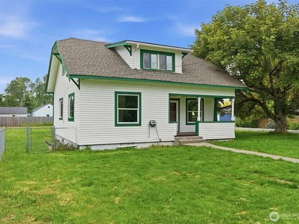 10302 E 40th Avenue, Tacoma, WA 98446