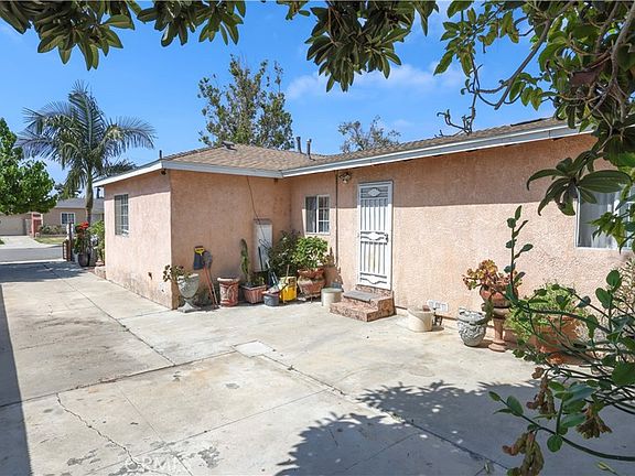 4th image of 5427 Rayborn St