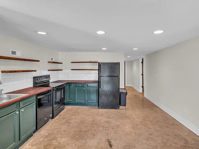 1202 Kirkland Ave #A — Photo 6