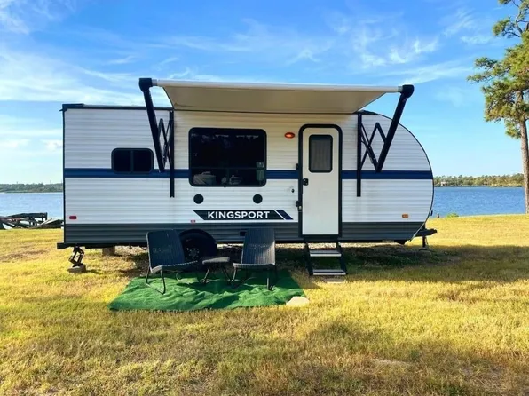 1322 Clear Lake Rd, Highlands, TX 77562