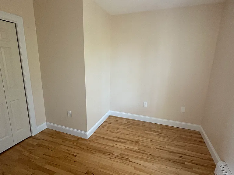 147 State St #4 — Photo 20