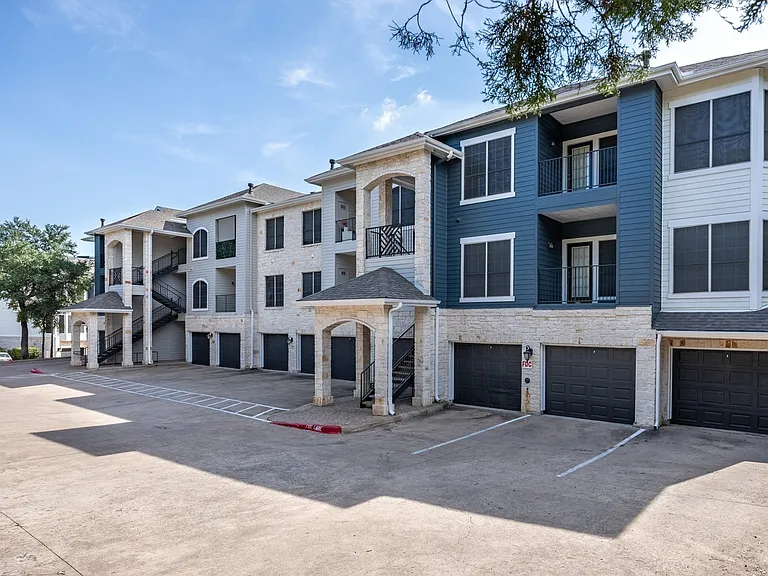Canyon Resort at Great Hills Apartment Exteriors