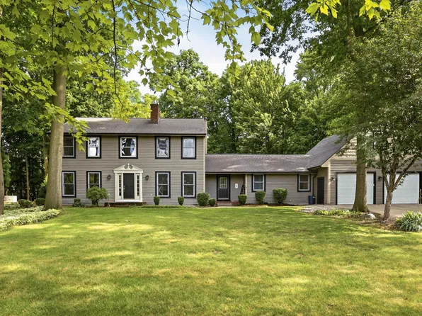 742 Wren Rd, Frankenmuth, MI 48734