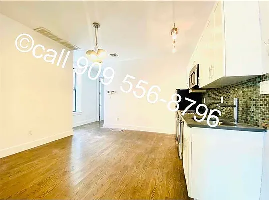 Rented by null | media 8