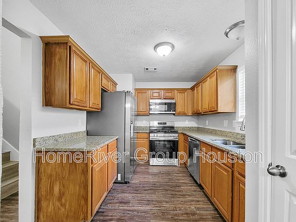 5th image of 11930 Cottonwood Ln