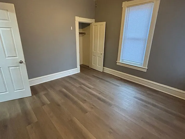 810 Cameron Ave — Photo 7
