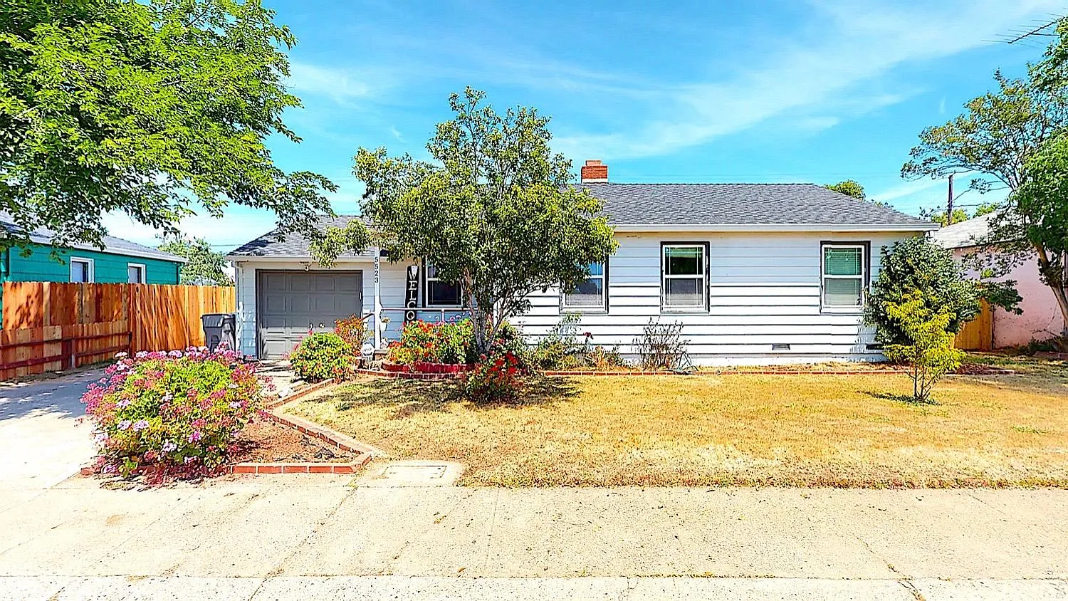 5523 33rd Ave photo 1