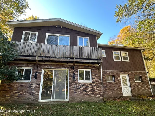 224 Cottontail Ln, Gouldsboro, PA 18424