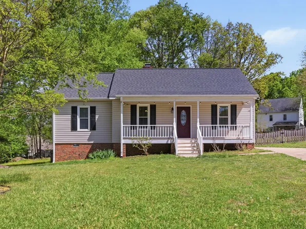 940 Skylar Ct, Wake Forest, NC 27587