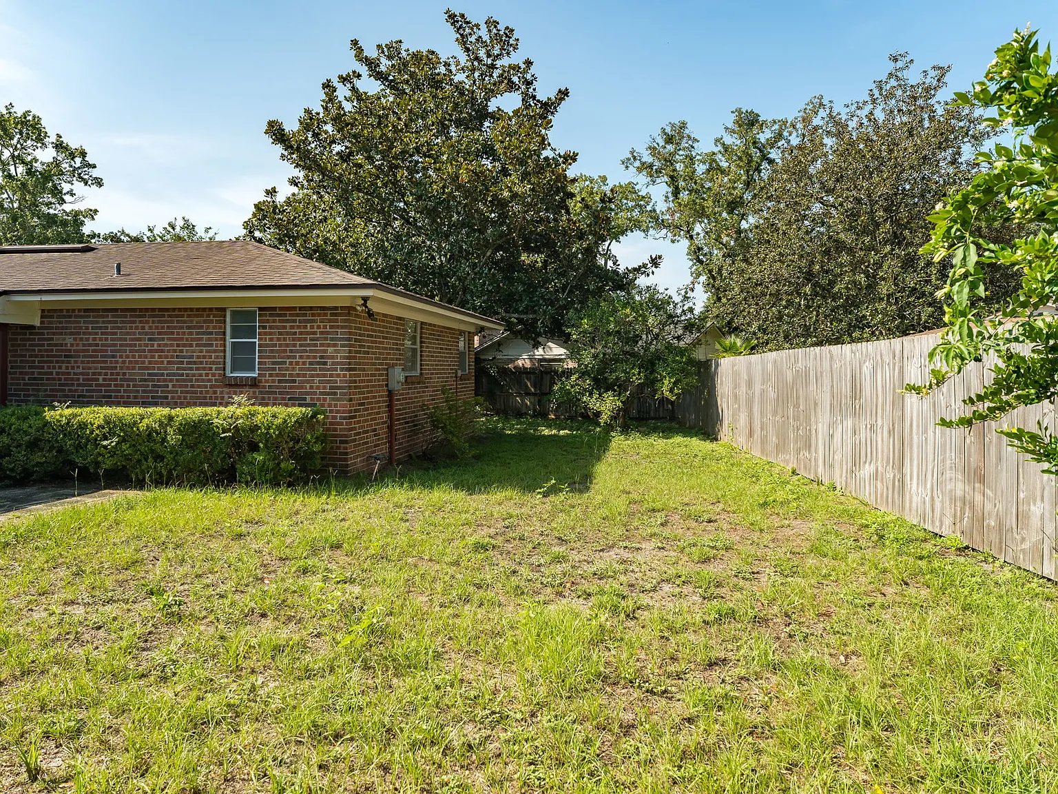 3 bed, 1700 sqft, $2,250 — Photo 4