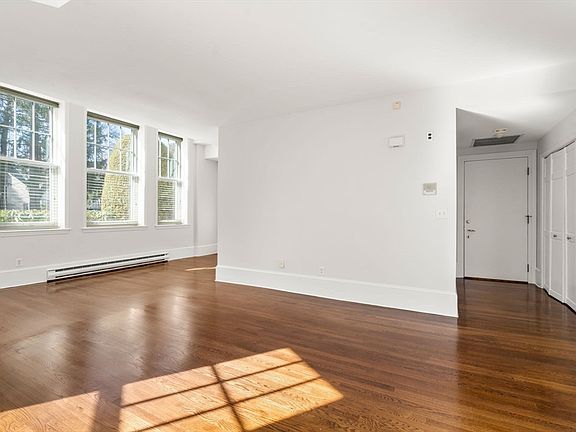 4th image of 63 Garden Rd APT G2