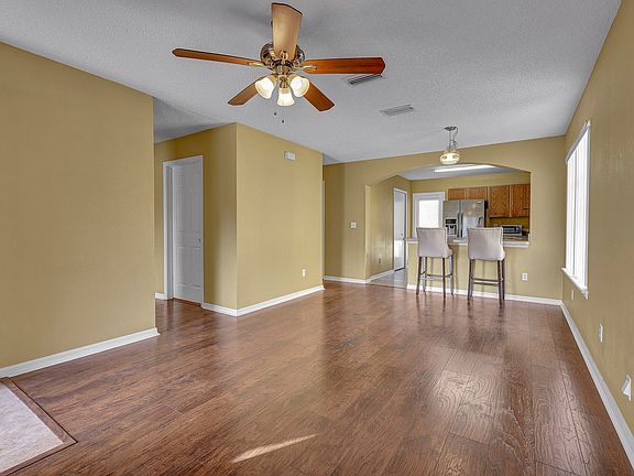 5th image of 311 Redwood Ln