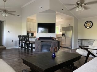 13380 Shell Beach Rd NE, Thornville, OH 43076