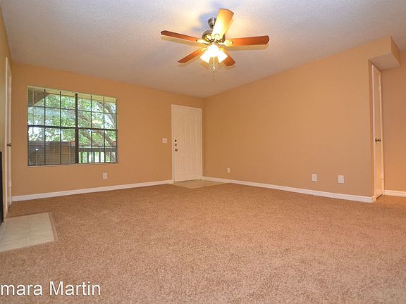 5th image of 385 Woodside 203 Dr