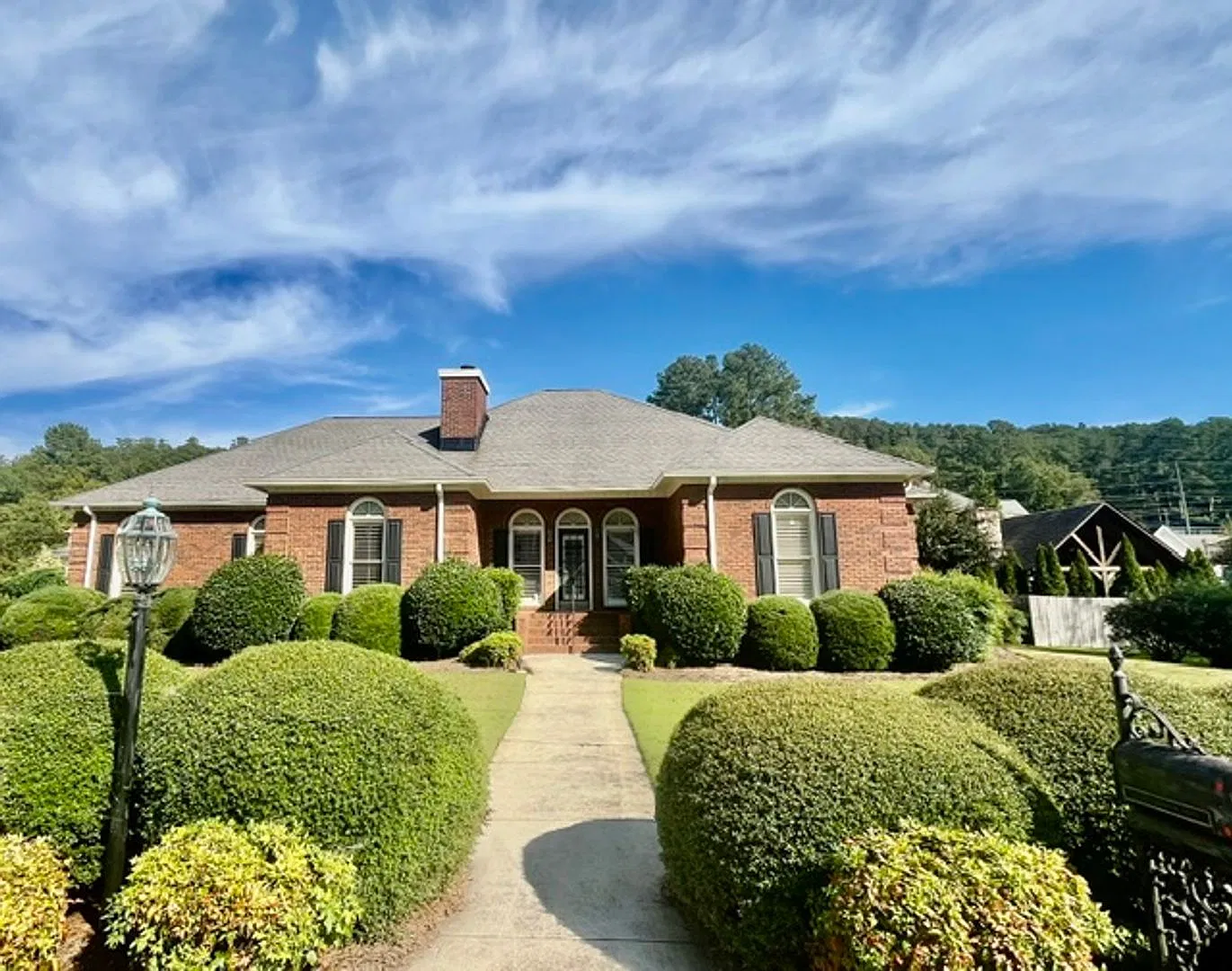 14 Saddlebrook Dr — Photo 1