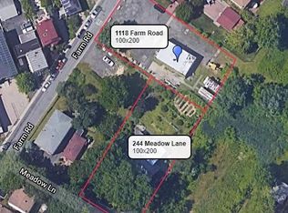 1118 Farm Rd, Secaucus, NJ 07094