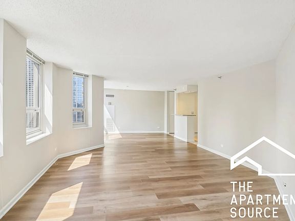 5th image of 740 N Rush St #1805