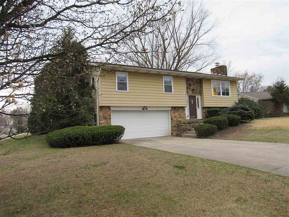 1st image of 1358 E Mercedes Dr
