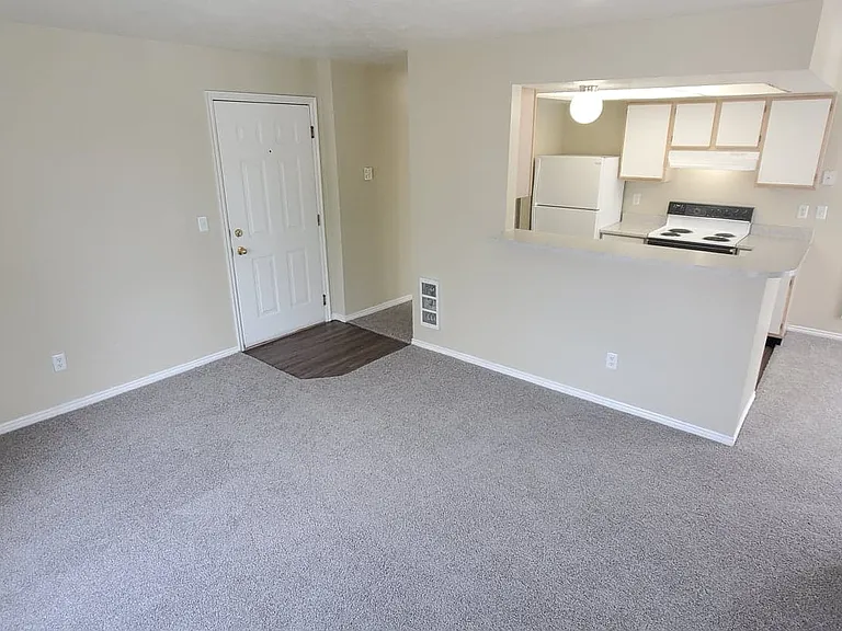 Parkwood Pointe Apartments — Photo 50