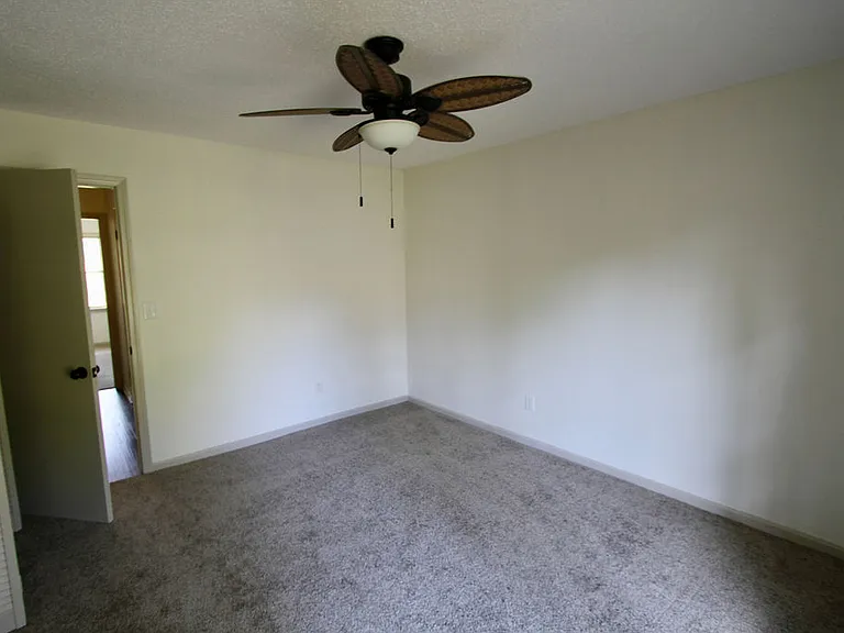 5410 Woodhill Cir — Photo 17