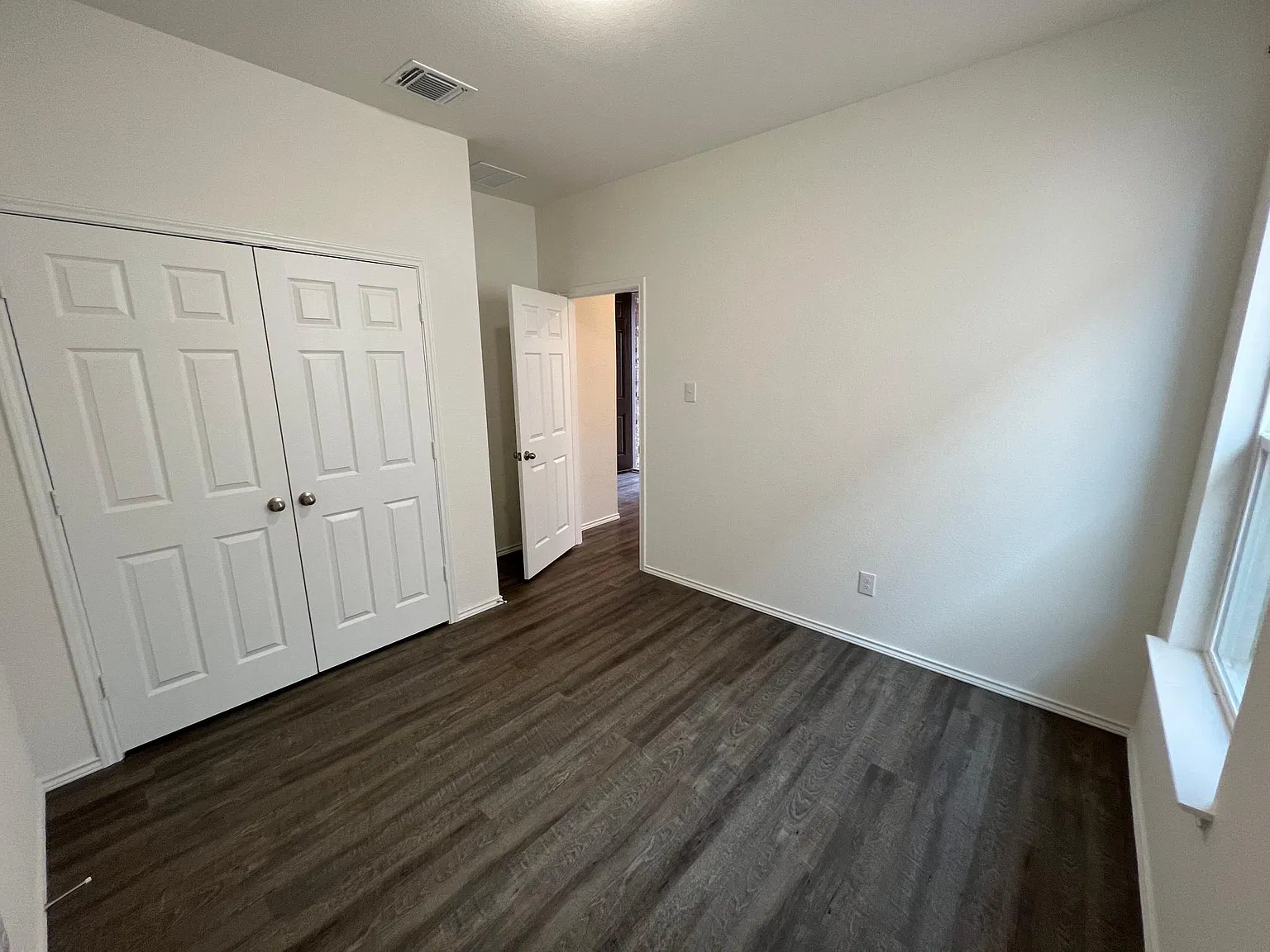 708 Madalin Rue Ct — Photo 4