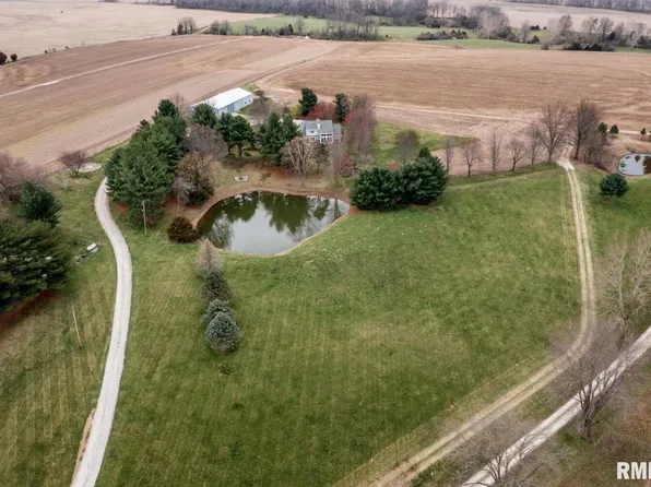 2950 Spring Lake Rd, Quincy, IL 62305