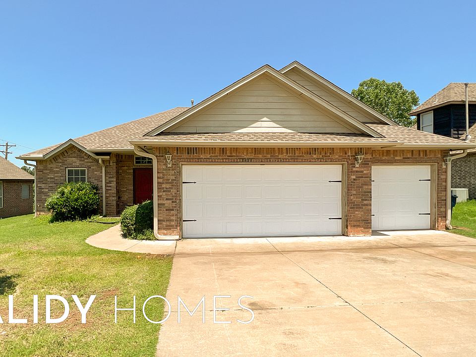 1st image of 2705 Green Canyon Dr