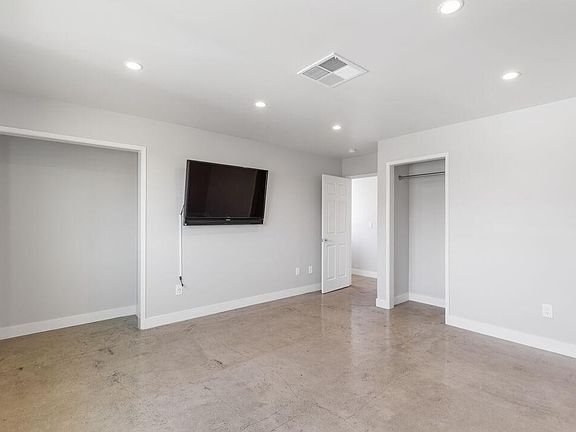 5th image of 3798 Dublin Ave