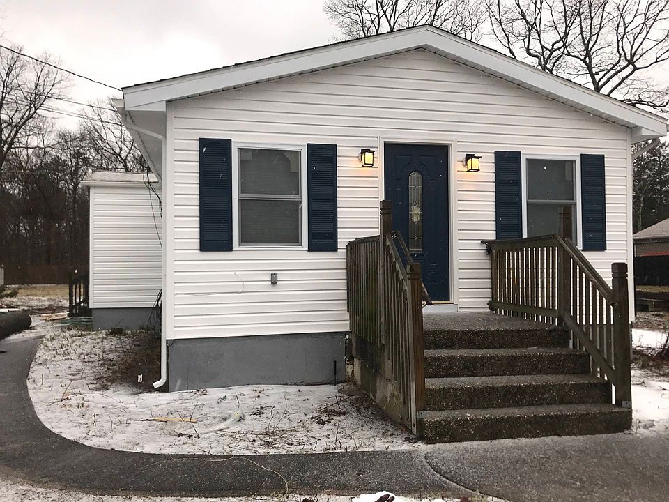 1st image of 75 Auborn Ave