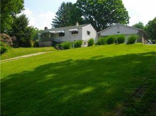 5554 Gibson Rd, Gibsonia, PA 15044