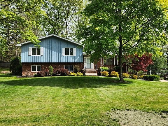 2nd image of 6715 Westview Dr