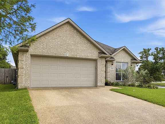 2nd image of 300 Robelmont Dr
