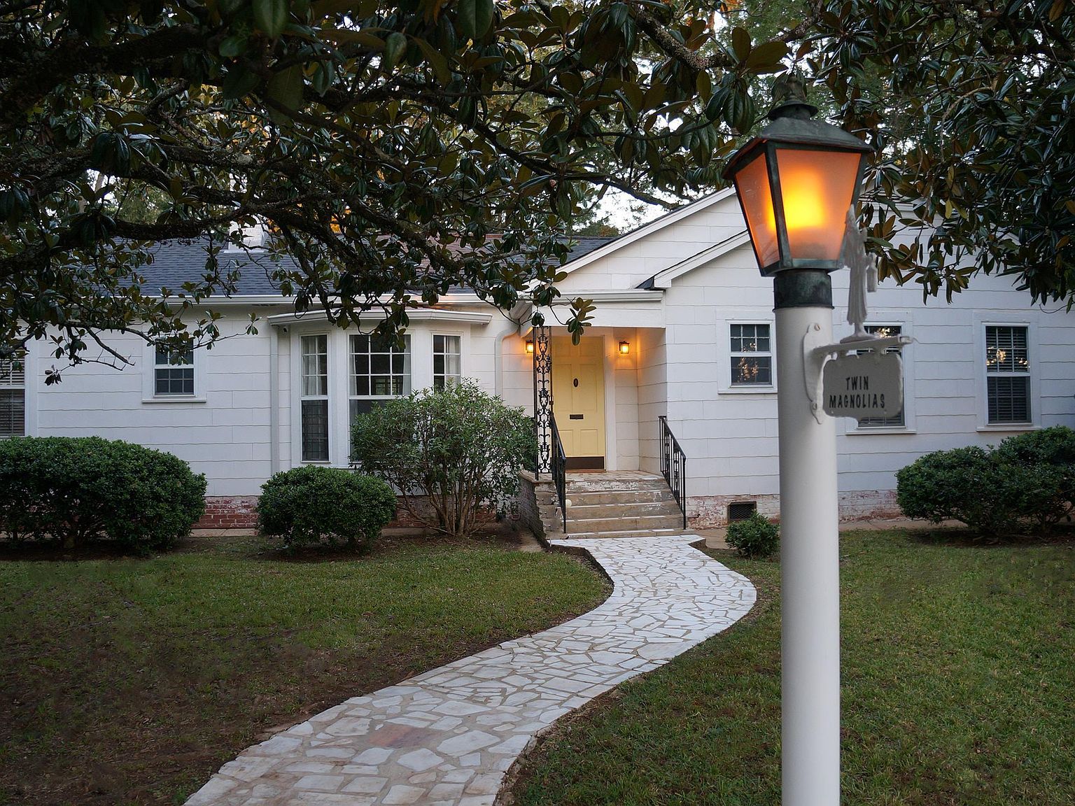 10 Brown Ave, Sylacauga, AL 35150 MLS 21365524 Zillow