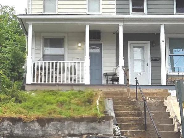 117 Penn St, Steelton, PA 17113