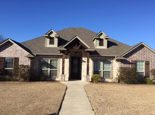 235 Baganie Ln, Bullard, TX 75757