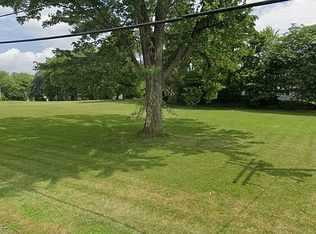 McClellan St, Warsaw, IN 46580