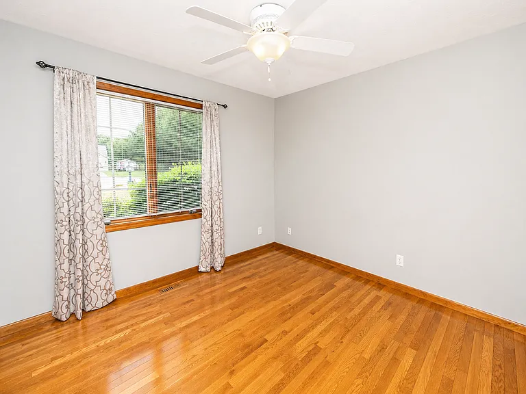 51225 Brandychase W — Photo 14