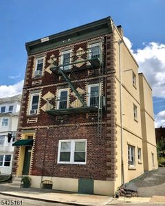 280 Macarthur Ave, Garfield, NJ, 07026