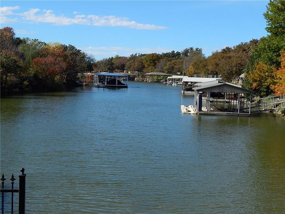 1st image of 8401 Sunset Cove Dr