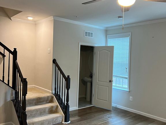 5th image of 8215 Hollow Ct