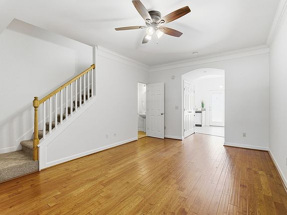 5th image of 105 4th Ave APT 404