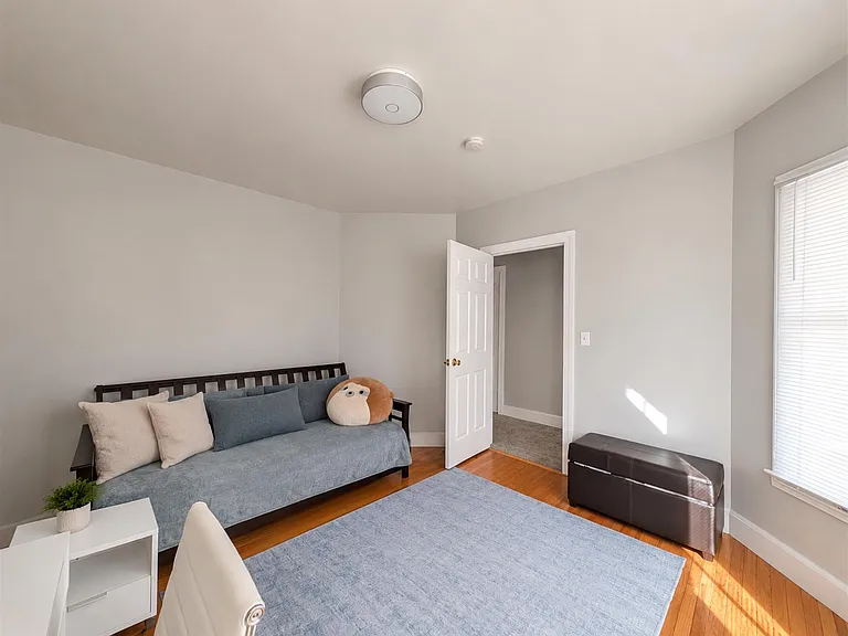 377 Highland Ave — Photo 7