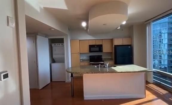 2nd image of 413 E Pine St #27