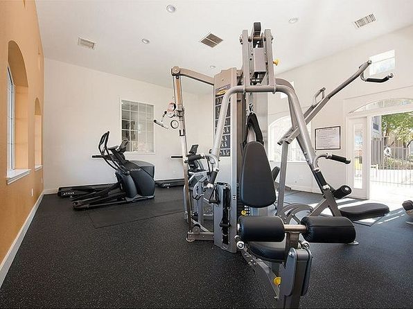 9500 Osuna Rd NE APT 812
