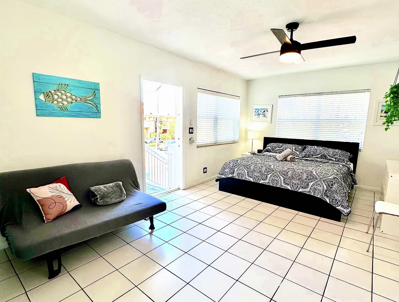 Studio, 1.0 bath, 398 sqft, $2,689 — Photo 2