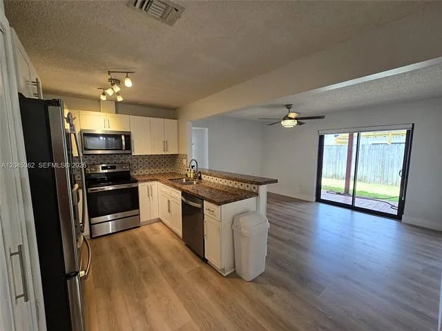 740 SW 99th Court Cir S — Photo 3