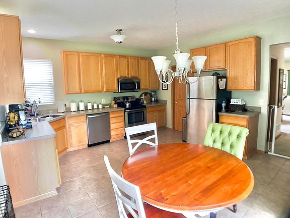 5th image of 6173 Crossmont Ct