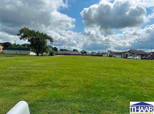 3020 S 13th St, Terre Haute, IN 47802