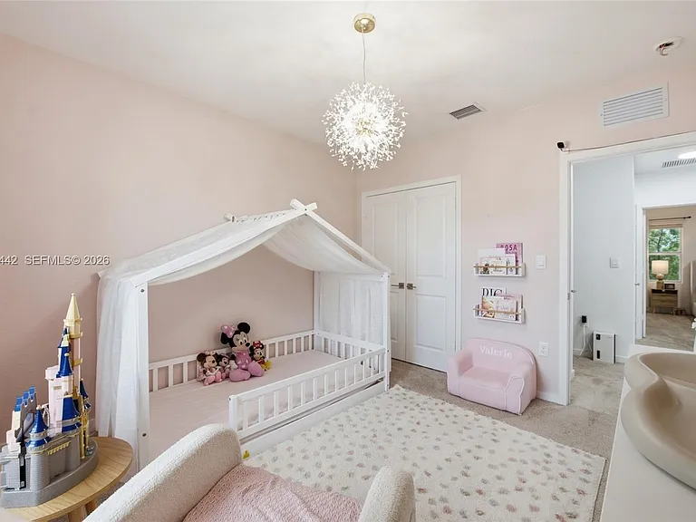 1774 SE 9th Ave #1774 — Photo 32