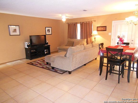 4th image of 6627 Spring Manor Dr